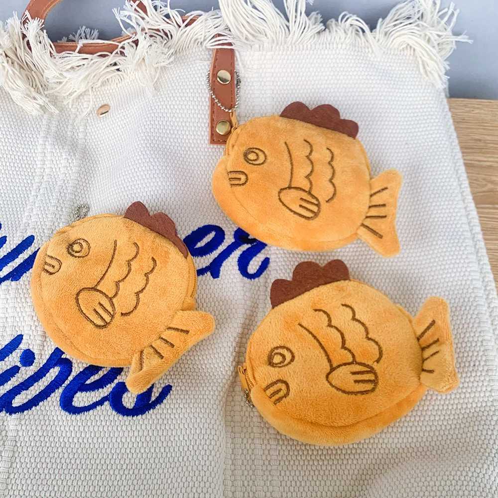 Cartoon Doll Keychain Cute Plush Keychain for Women Gift Idea for Girls Taiyaki Design Car KeychainXJ250319
