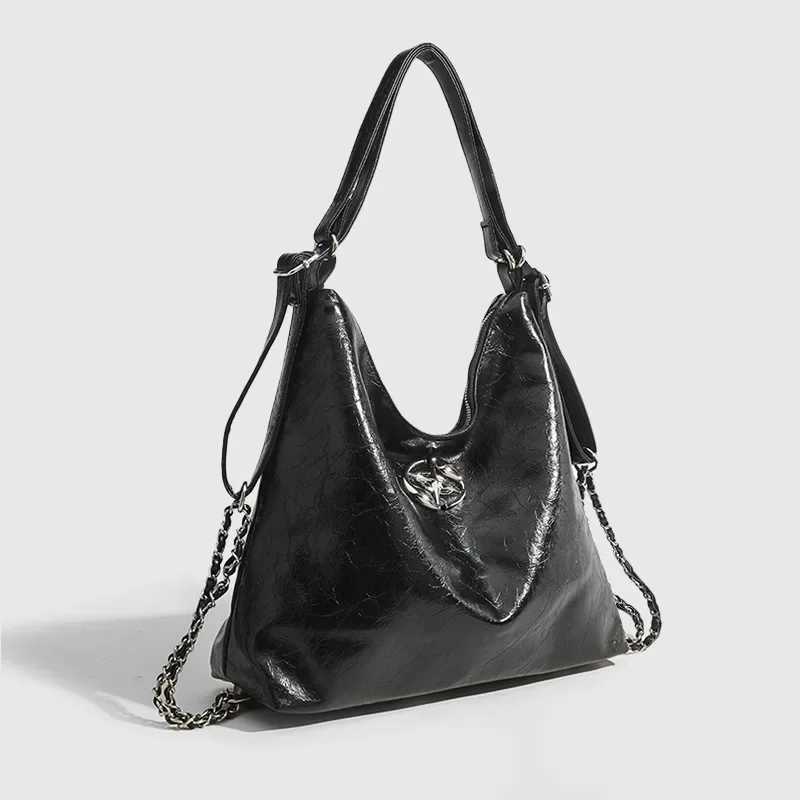 Large Capacity Crumpled Commuter Womens 2024 New Chain Backpack with Niche Design and Sensory Shoulder Tilt Y250319