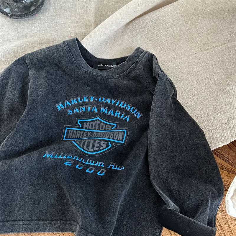 Spring 2025 childrens long sleeved cotton letter round neck baby boy T-shirt loose retro childrens boy underwearT250320