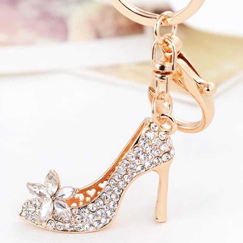 1Pc new crystal high heels keychain wallet car shiny rhinestone keychain bag decorative alloy keychainXJ250319