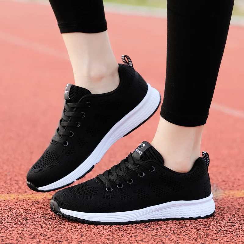 Breathable womens running shoes lightweight anti slip womens sports shoes outdoor soft womens sports shoes lace fashionable tennis shoesW250320