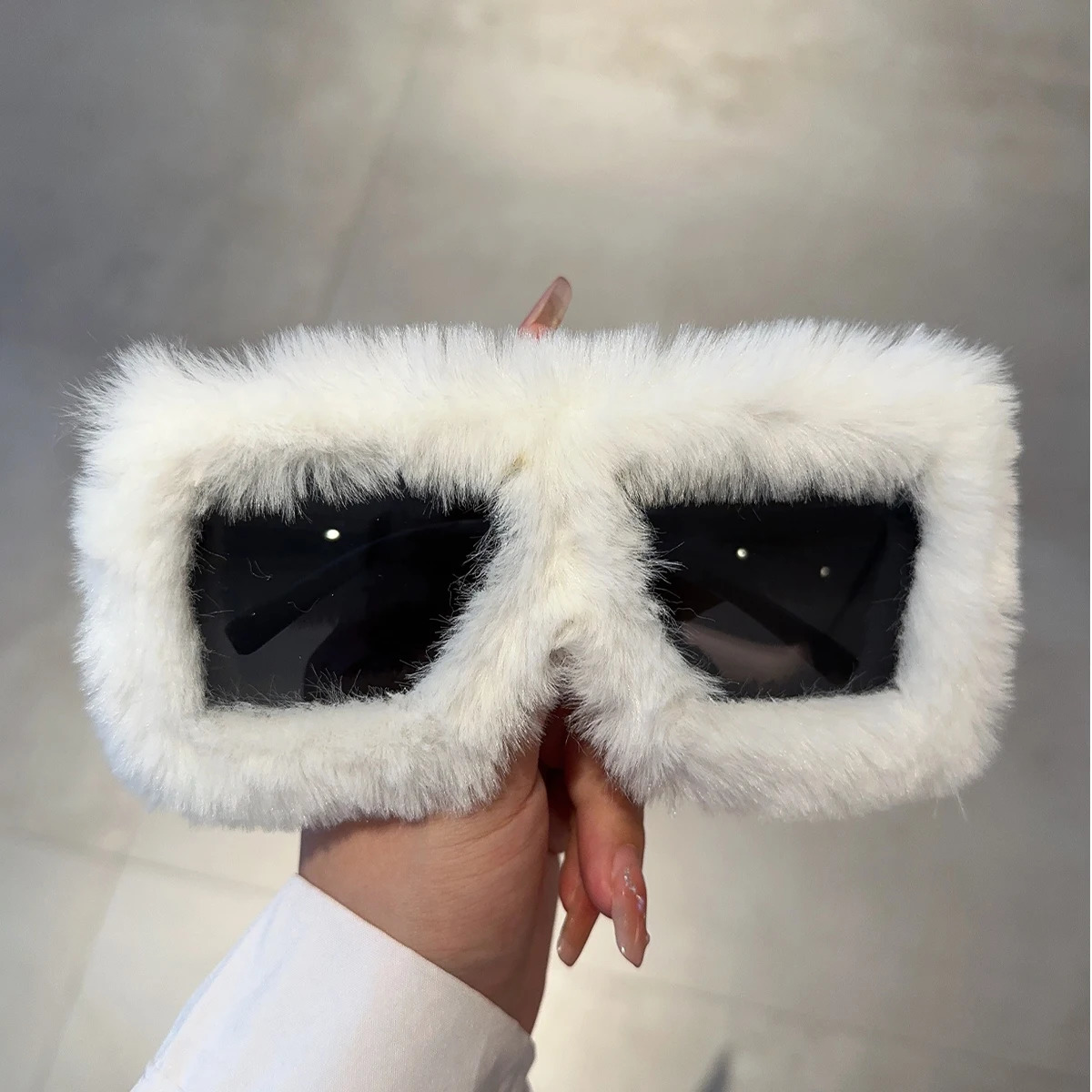 KAMMPT Oversized Plush Sunglasses Y2K Fluffy Square Punk Sun Glasses Trendy Novelty Decor Winter Shades for Christmas Party 250320