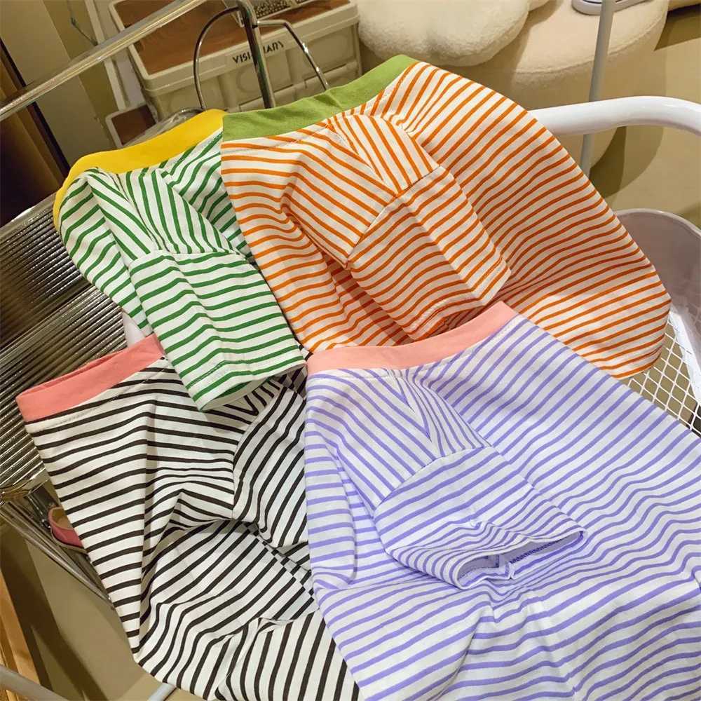 Childrens short sleeved boys and girls 2024 summer new striped T-shirt baby thin half sleeved bottom shirt casual wearT250320