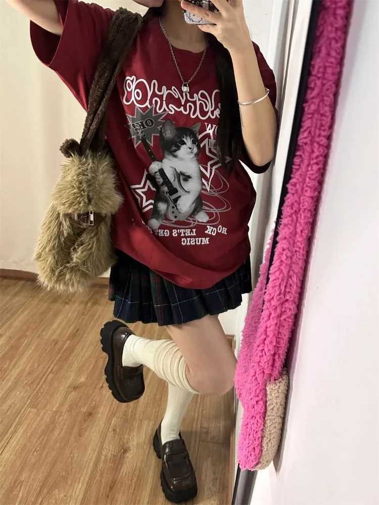 Houzhou Kawaii Cat Printed Red T-shirt Womens Harajuku Super Punk Style Top Cute Graphic Short Sleeve T-shirt Cotton CasualT250320