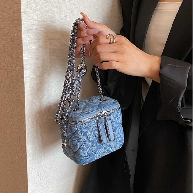 New Fashion Flora Demin Box Shaped Adjustable Chain Ten Font Square Bag Womens Shoulder Bag Y250319