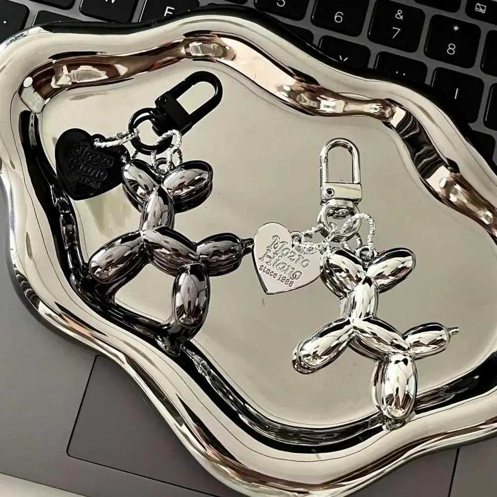 Fashion keychain punk Y2K balloon dog keychain handbag backpack pendant girl car keychain accessoriesXJ250319