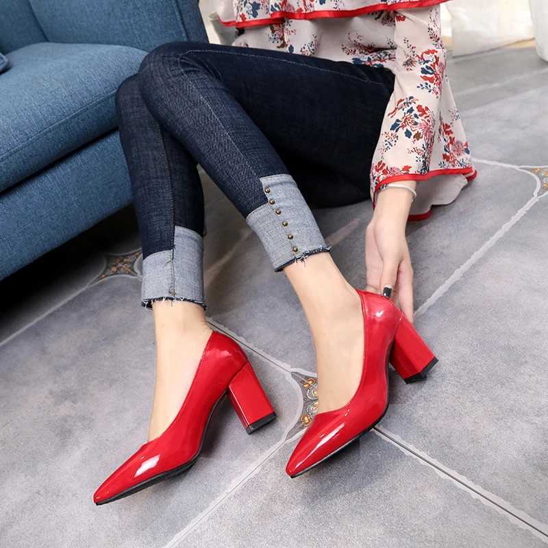 Spring and Autumn 2024 Warm luxury shoes red solid color polyurethane shiny square high heels sexy party corner toes wedding shoes Y250319