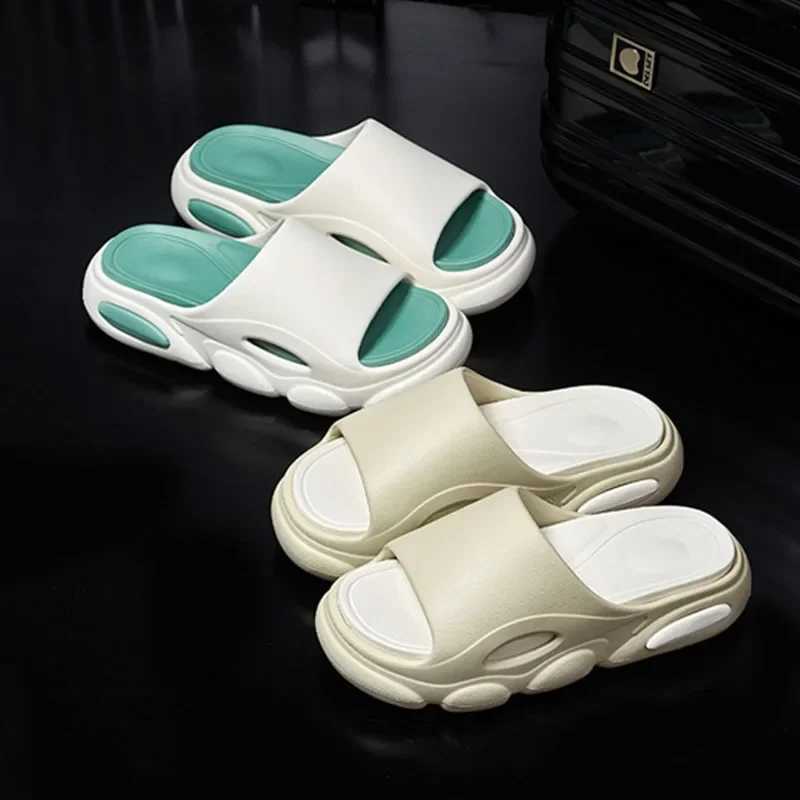 Cwarm New Men Summer Slippers Thick Sole House N-slip Bathroom Shower Slides Outdoor Soft Cloud Fi Beach Shoe Flip-flop Y250320
