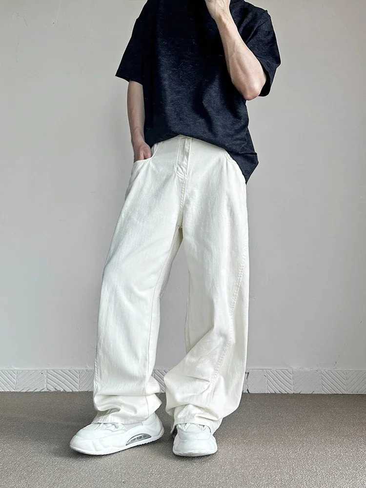 Mens Fashion Loose Harajuku White Jeans American Street Casual Straight Trouser Hip Hop Trendy Denim Pants Mens ClothingT250319