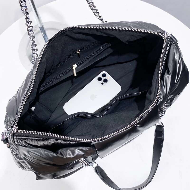 Puffer Tote Underarm Bags For Women Designer Handbag Purses 2024 New In Large Capacity Chain Decorate Shoulder Crossbody
