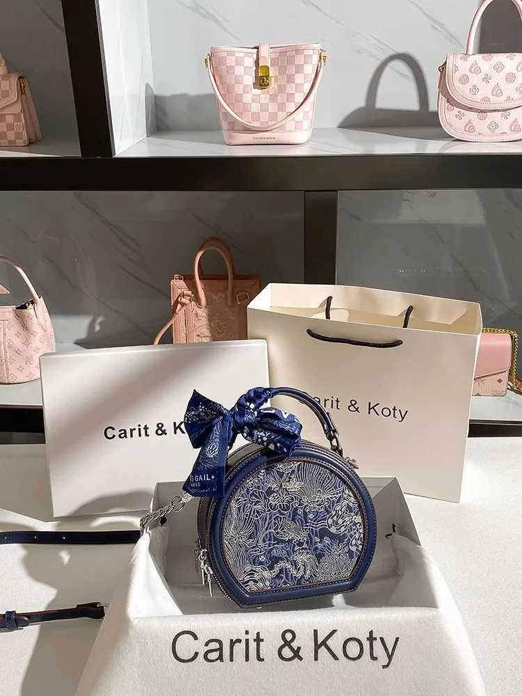 Delicate Scarves and Beautiful Flower Embroidery Round Handbag with Luxury and High Quality Womens 2024 Fashion Crossbody Bag Y250319