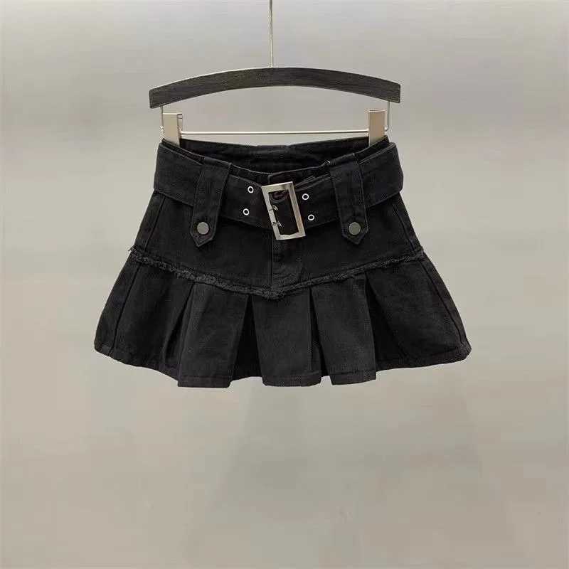 Harajuku Vintage Light Blue Sweet Pleated Denim Skirt Women Y2K Street Fashion New Popular Slim A-shaped Half-length Hip SkirtXJ250320