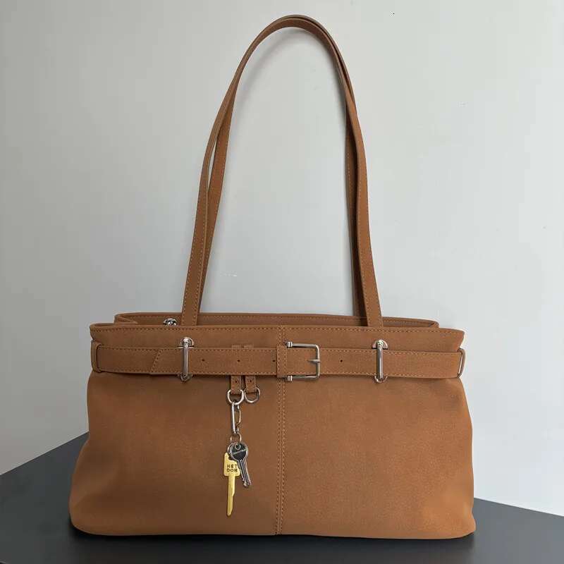 Belt Buckle Tote Bags For Women Designer Handbag Purses 2025 New In Fashion Keychain Decoration Simple Commuting Shoulder