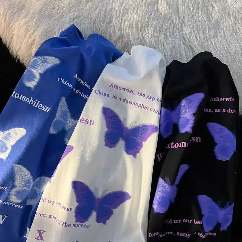 Oversized Womens T-shirt Aesthetic Purple Butterfly Letter Printed Graphic T-shirt Y2k Fashion Short Sleeve HarajukuT250320