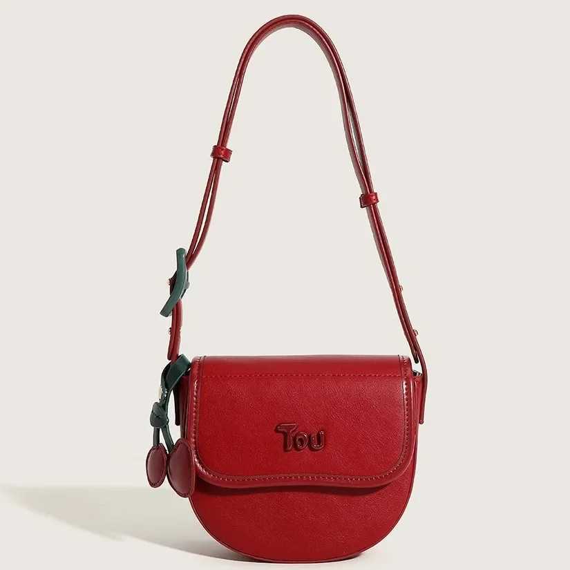 2024 New Luxury Feeling Original Cherry Horse Saddle Bag Spring/Summer Lightweight Fashion Paradigm Womens Cross Body Bag Y250319