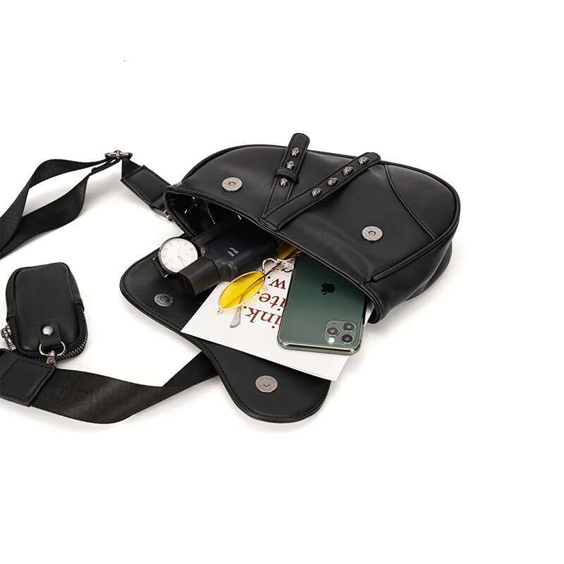 Fashion Rivet Saddle Men Crossbody Bags Brand Design Flap Shoulder Hip Hop Men's Chest Bag PU Leather Handbags
