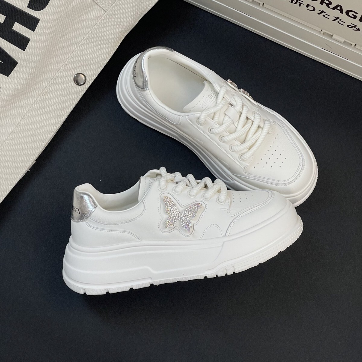 2025 New Leather White Thick Bottom Lightweight Matching Skirt Designer Fashion Sports and Leisure Board Shoes