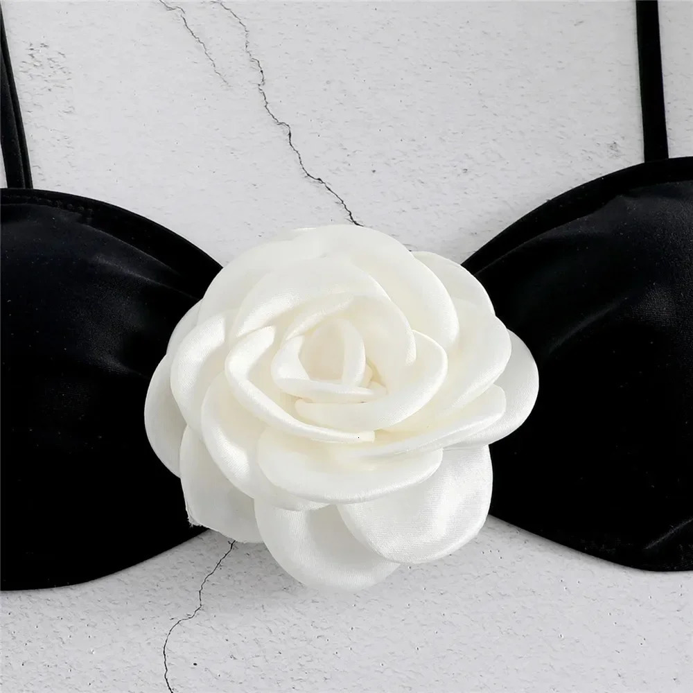Sexy flower Bandeau swimsuit thong bikini 2025 womens lace Brazilian set Mujer Biquini 250320