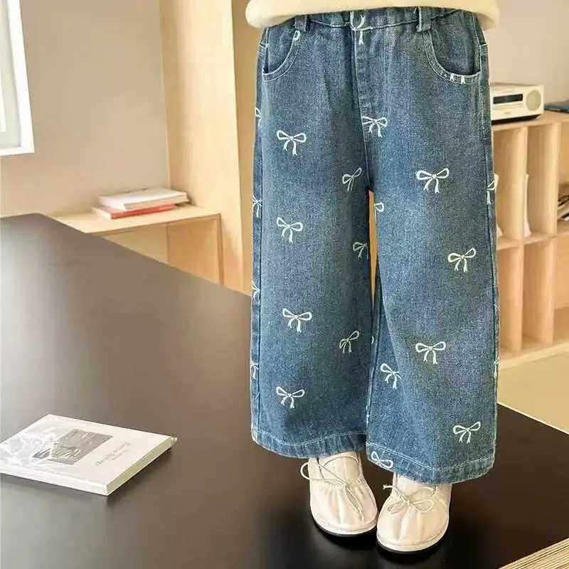 Childrens jeans new clothes girls bow print pants 2025 Korean version fashion pants childrens loose straight leg jeans 1-6 yearsT2502320