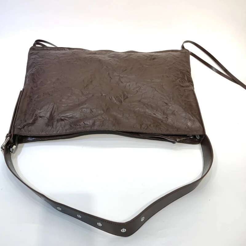 Natural Leather Large Crossbody Bags Women Shoulder Trendy Handmade Head Layer Cowhide Pleated Hand Grip Patterned Tote Bag