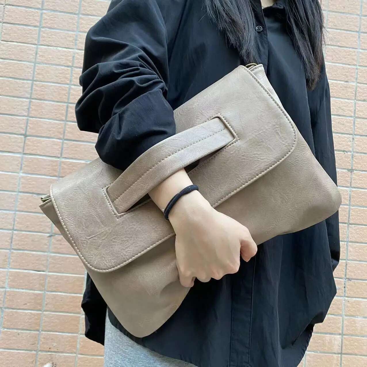 Women Clutches PU Leather Crossbody Bags For Female Shoulder Messenger Bag Laptop For Book Pouch Bag Big Ladies Handbag