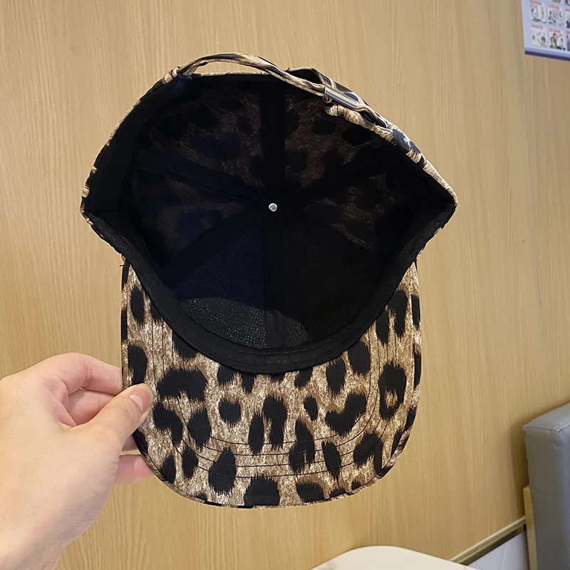 Hat Women British Retro Leopard Print Fashion Cap Korean Version of The Trend All Casual Visor Cap Baseball Caps Spring Autumn 250320