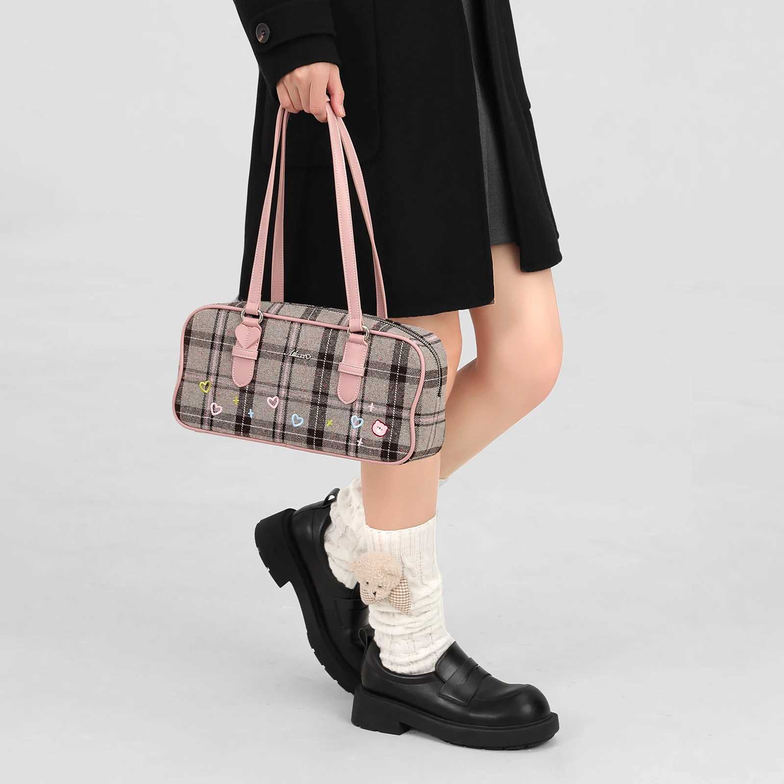 AILUXI Plaid Wool Underarm Bowling Bag Cute heart-shaped printed handbag Daily commuting fitness bag Christmas Halloween gift Y250319