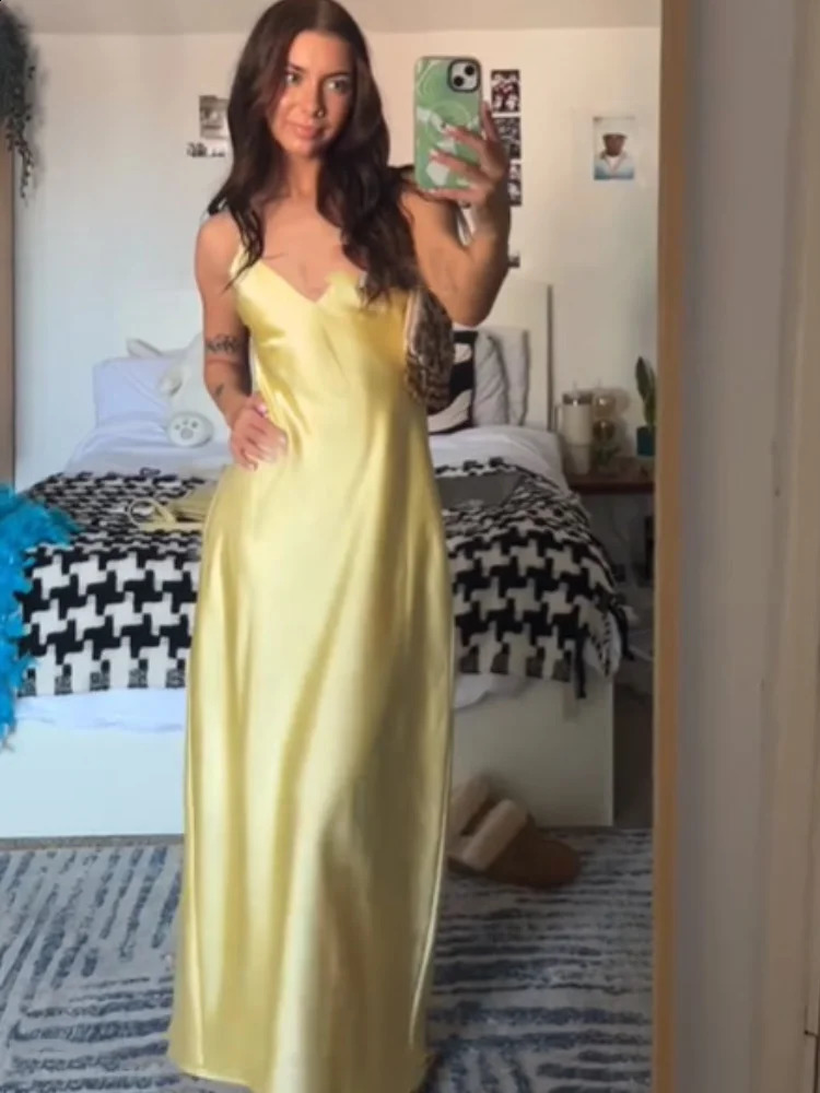 Elegant Satin Yellow Womens Long Dresses Fashion Sleeveless Backless Slim Fit Hem Midi Dress Summer Female Holiday Robes 250319