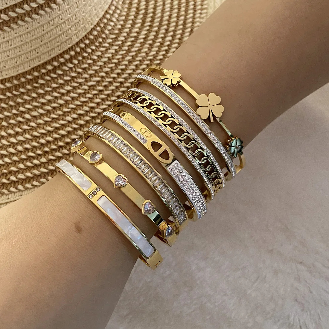 Waterproof Cubic Zircon Bangles Stainless Steel Bracelets Tarnish Free Jewelry for Women Factory Wholesales Customize 250320