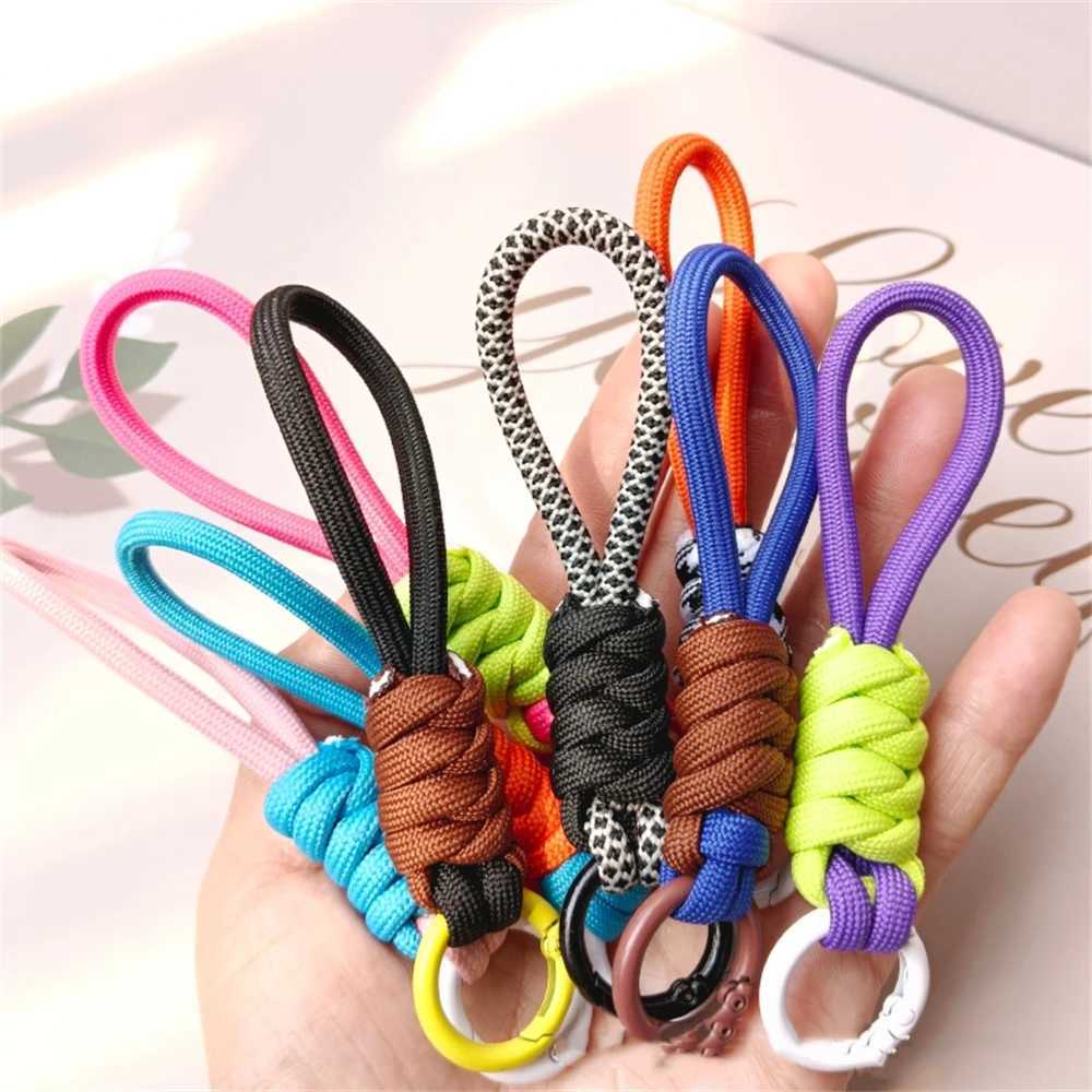 Creative handmade womens keychain mobile phone hanging rope anti loss knot with keyring womens car keyholder key accessoriesXJ250319
