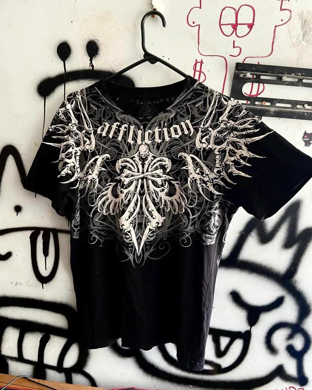 Gothic Skull Print Loose Shortsleeved Tshirt Fashionable Street Fashion Printed Harajuku Y2kT Shirt 250312
