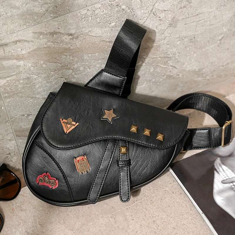 Fashion Rivet Men's Badge Saddle Men Chest Crossbody PU Leather Shoulder Bag Bolso