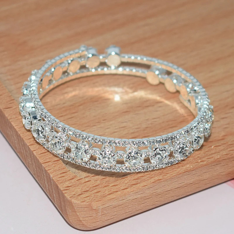 Fashion Crystal Bracelet for Women Wedding Bangle Hand Jewelry Multi-Layer Bridal Rhinestone Bracelet 250320