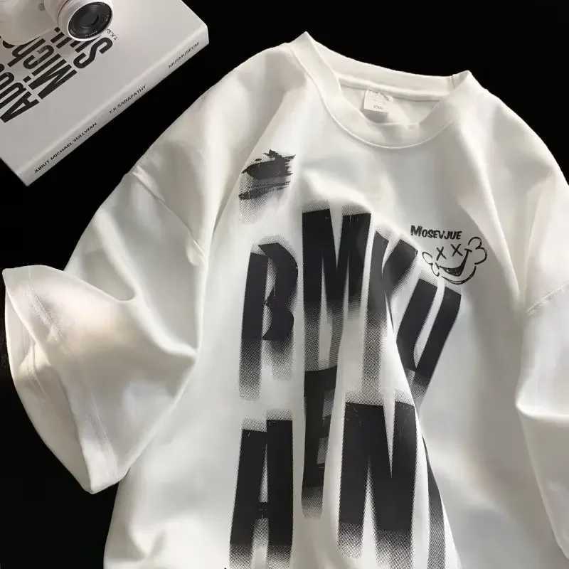 Classic half sleeved mens summer retro trend loose fit round neck printed shirt Ins Hong Kong style Korean versionT250320