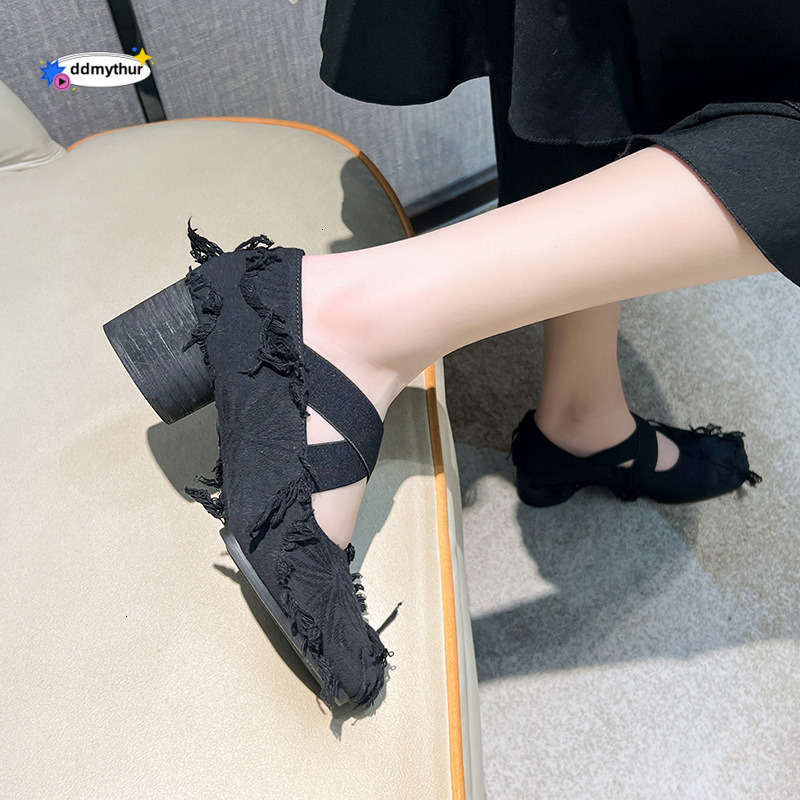 Chinese artistic square toe middle heel shallow mouth French style women's cross strap Mary Jane single shoe ddmythur