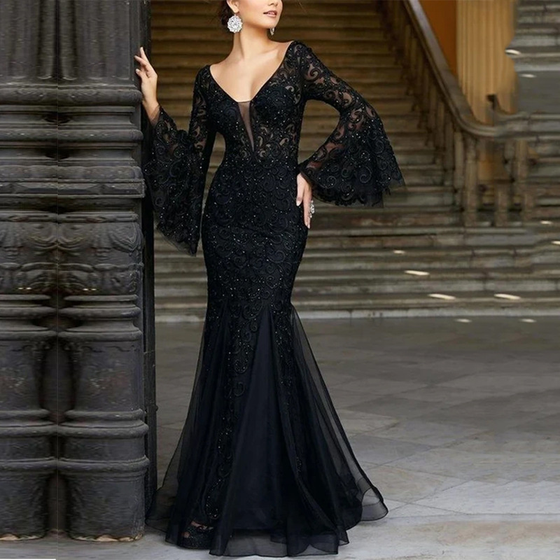 2025 New Women's Lace Embroidered Fish Tail Black Slimming Evening Dress
