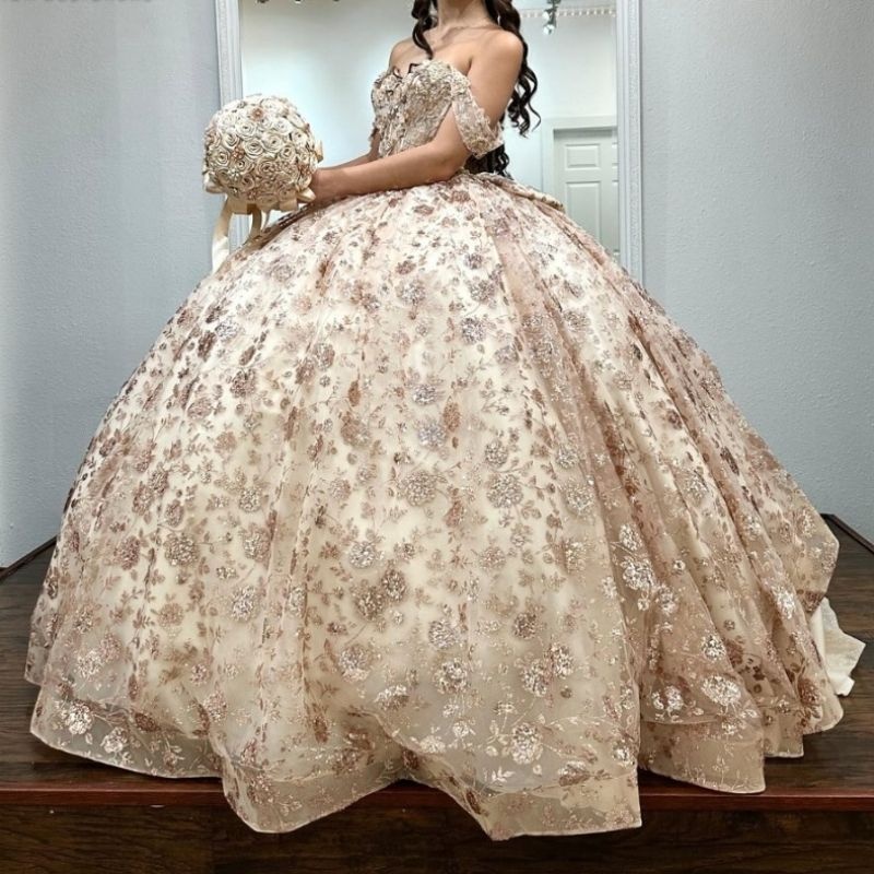 Champagne Shiny Quinceanera Dresses Sweetheart Off Shoulder Sequin Appliques Lace Beads Bow Tull Sweet 16 Dress Vestidos De 15 Anos
