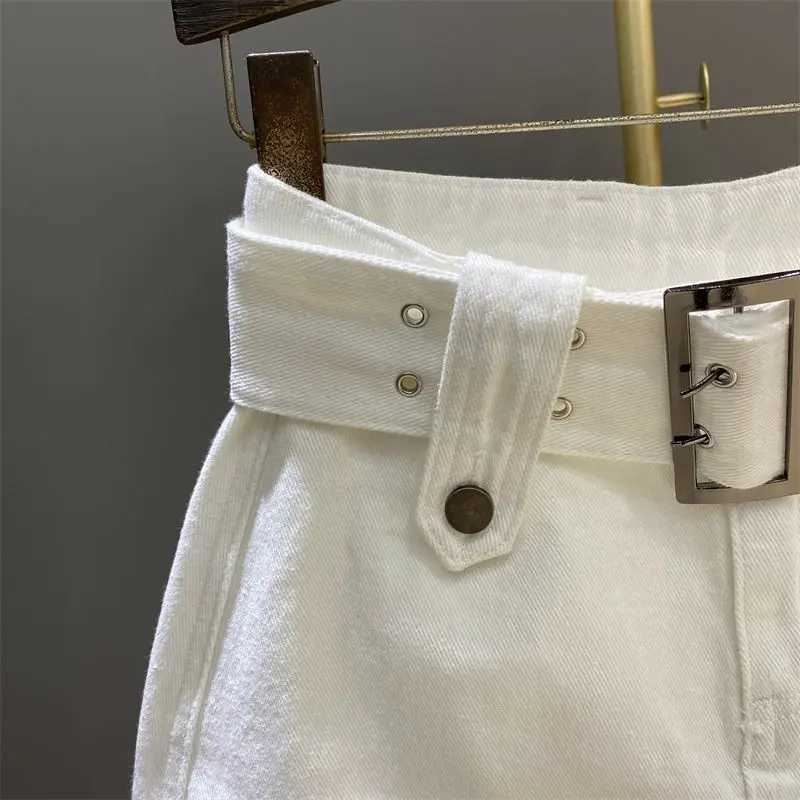 2015 Summer New Korean Womens White Denim Dress High Waist Sweet Cool Slim Hips BodyXJ250320
