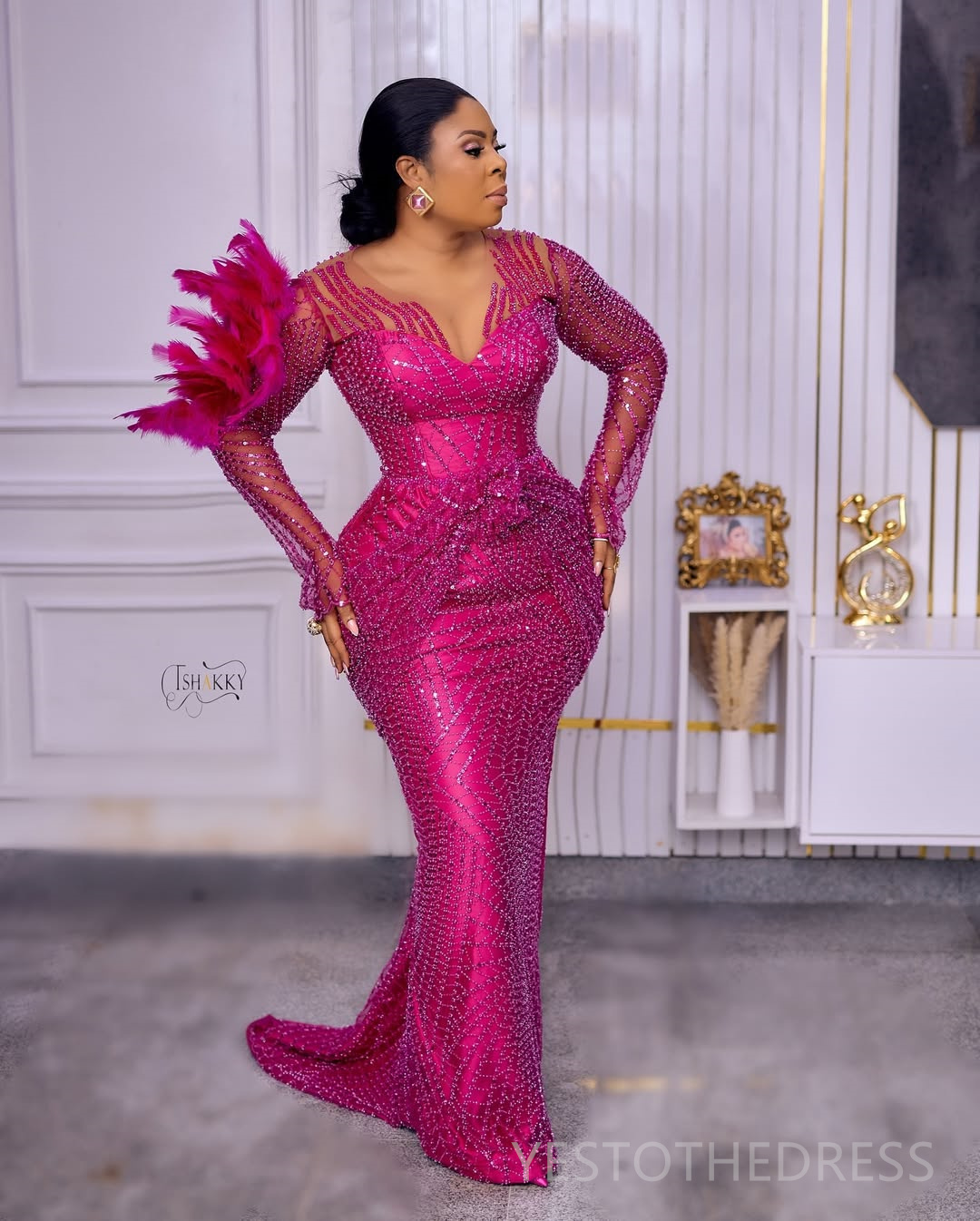 Plus Size Fuchsia Prom Dresses 2025 Mermaid Prom Dress For Special Occasions Sheer Neck Long Sleeves Feather Beaded Lace Birthday Second Reception Gow