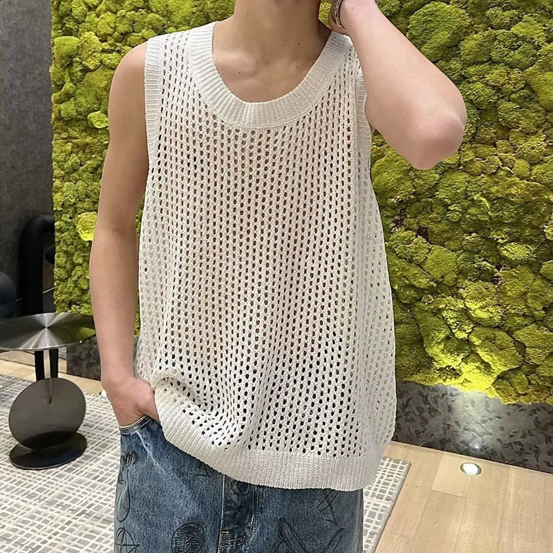 Summer hollow mesh knitted mens vest thin sports street fashion casual sleeveless O-neck oversized T-shirt top daily black and white 250318