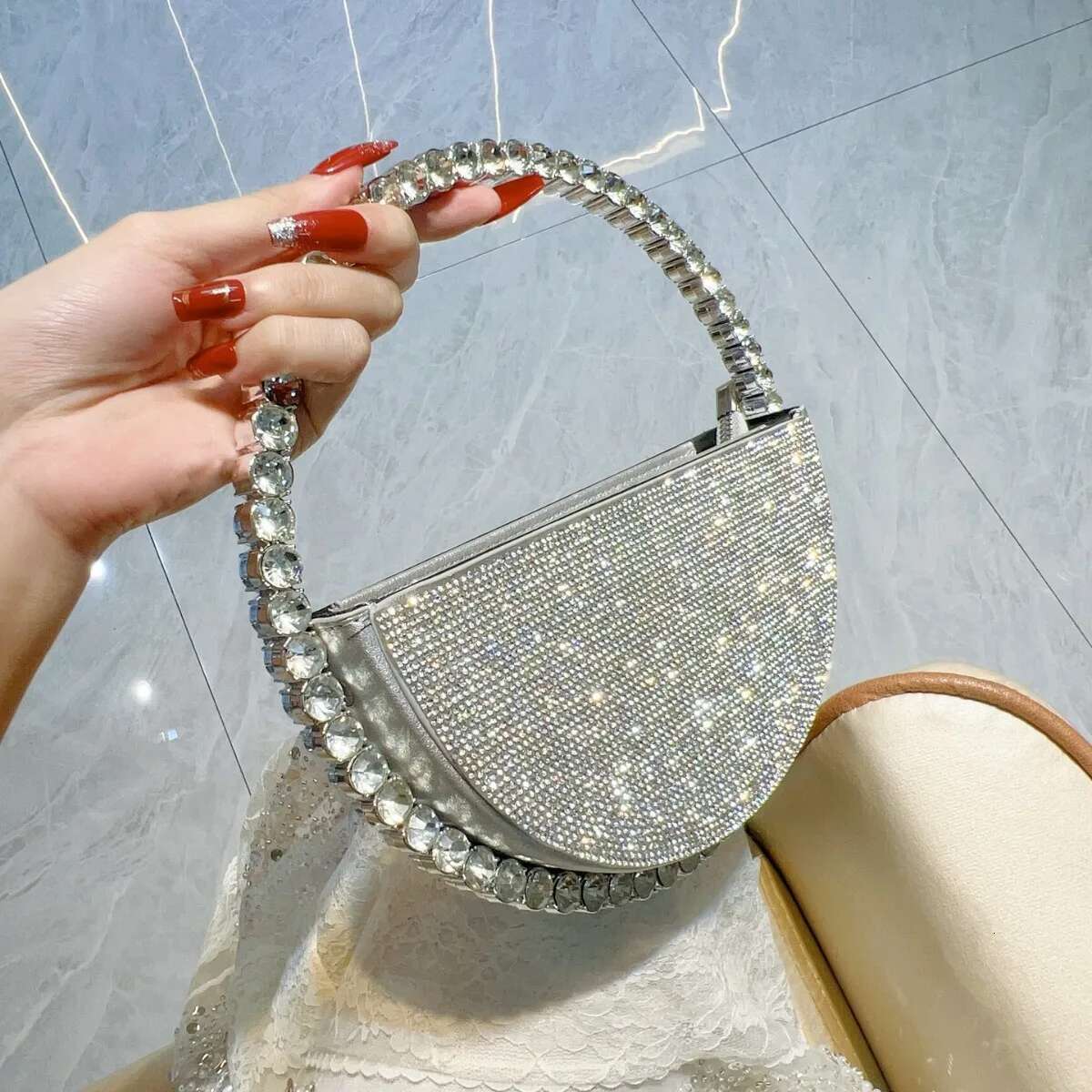 Lady Dia Circular Evening Bag Women Fashion Round Handle Rhie Dinner Clutch Purse Ladies Half Moon Chain Handbags Chic