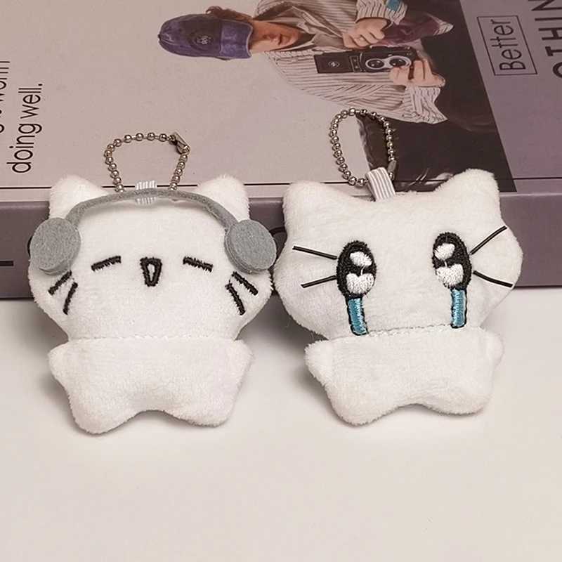 Cute headphones kitten couple keychain mini crying cat doll plush keychain cartoon dog bee bag pendant charming backpack decorationXJ250319