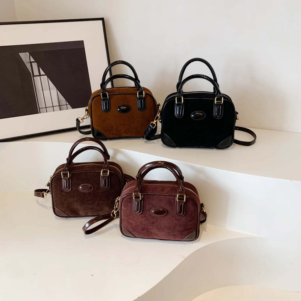 Retro matte handheld bowling bag for autumn simple casual shoulder bag high-end crossover bag 250318