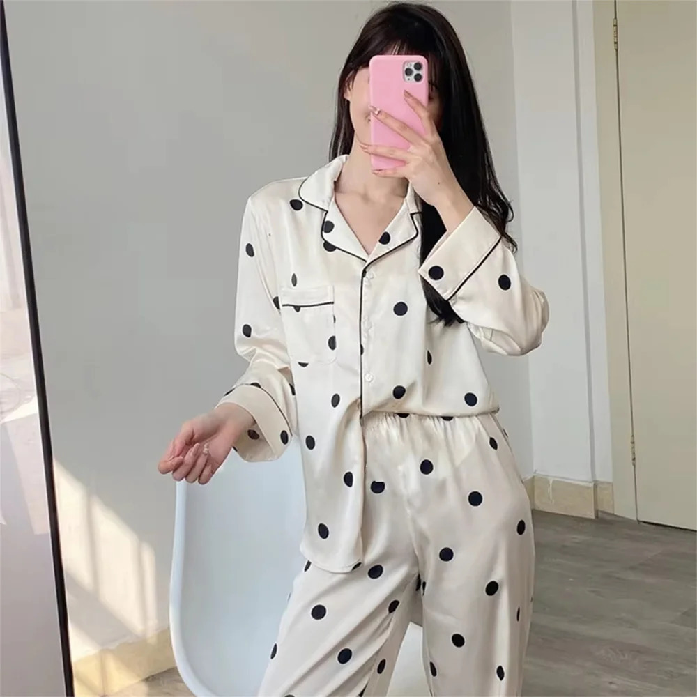 Ladies Long Sleeve Loose Pajama Ice Home Wear Pants Lapel Cardigan Silk Autumn And Winter Polka Dot Pajama Set 250320