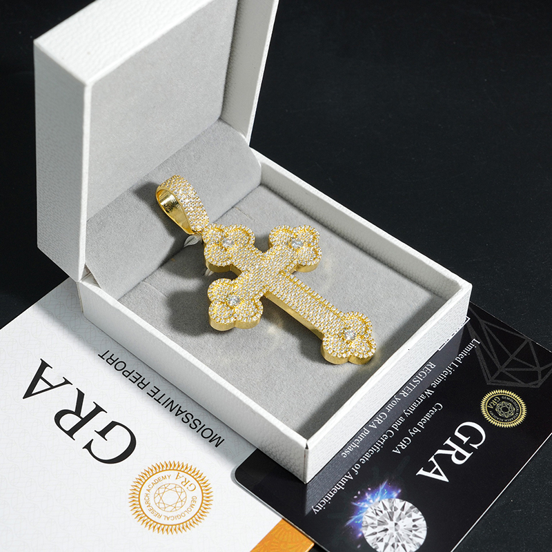 Hiphop Iced Bling Moissanite Diamond Cross Pendant Necklace for Men 925 Sterling Silver Plated 14k Gold Pass Tester Wholesale