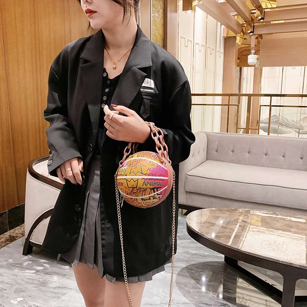 2024 Women Personality Graffiti Round Ball Soft PU Leather Crossbody Acrylic Chain Handbags And Purses Female Basketball Bag