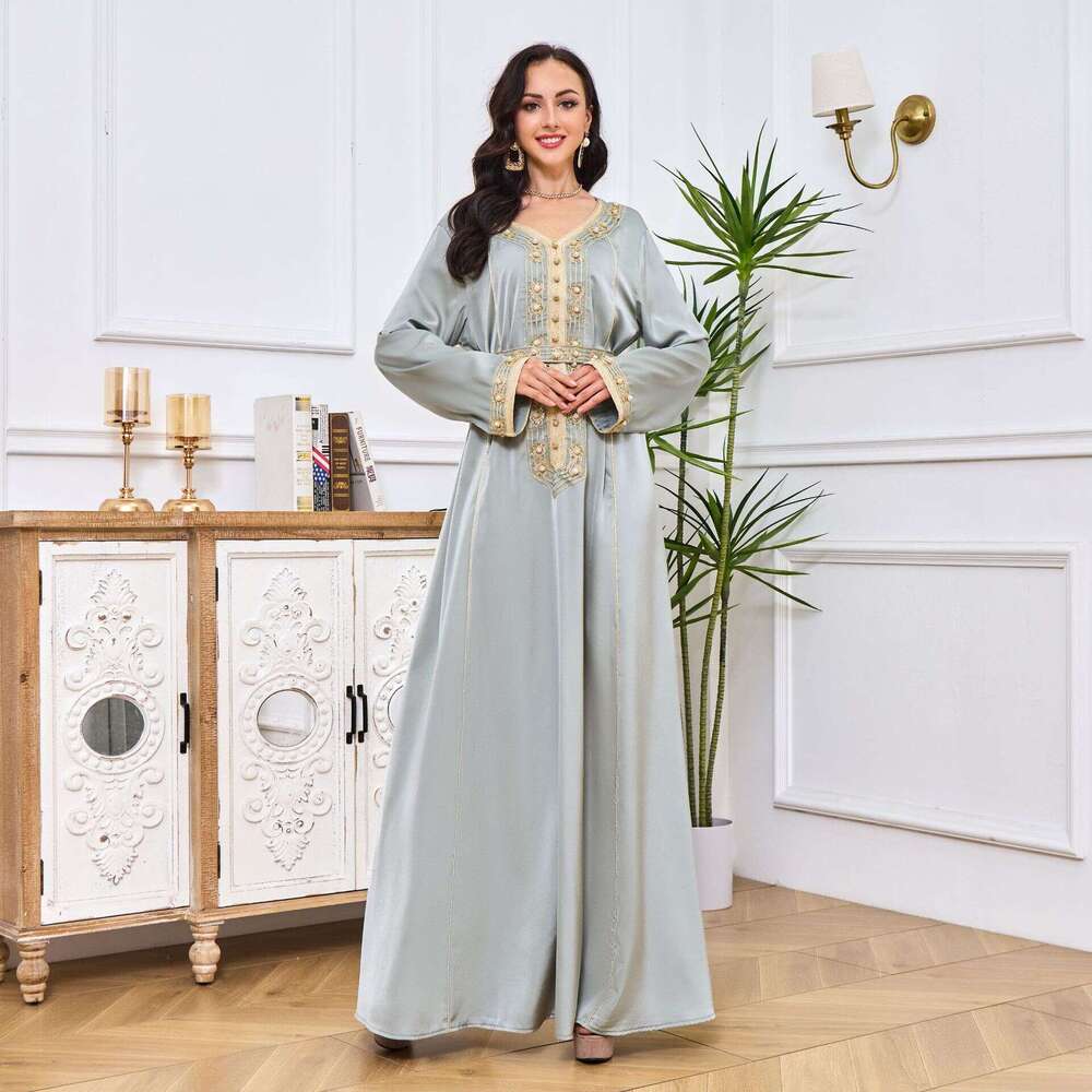 Mt047 Muslim Robe Women's Fashion Style Embroidered Diamond Set Dress Dubai Abaya