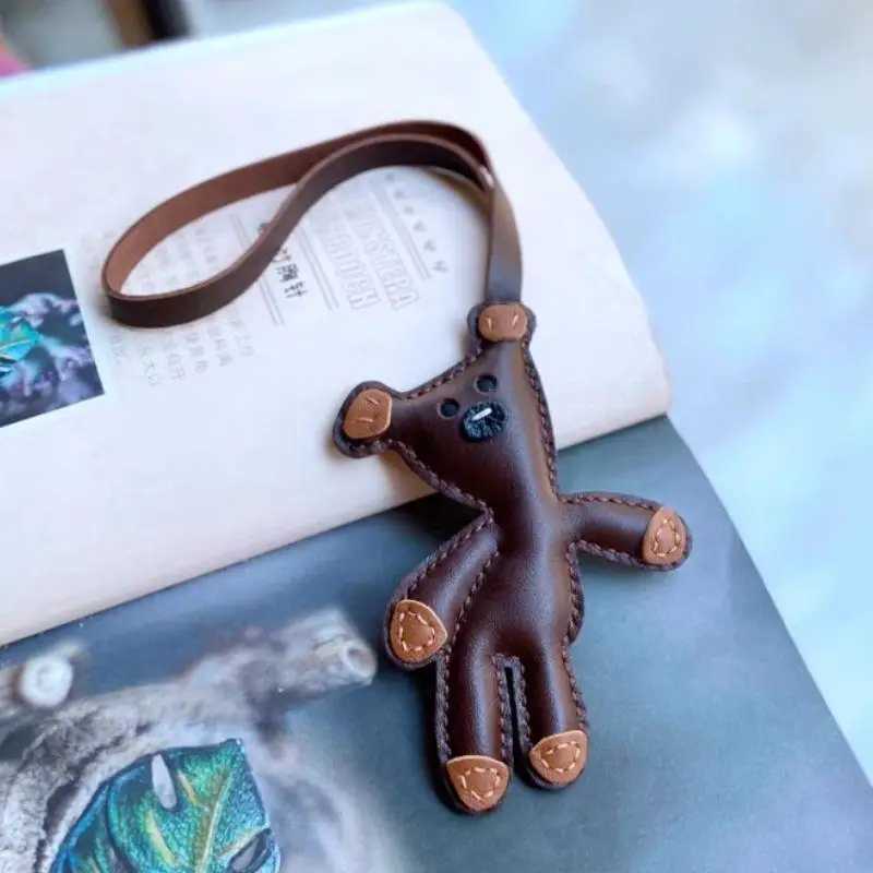 Retro PU Bear Keychain Pendant Cartoon Cute Doll Toy Soft Fill Bag Decoration Female Girl Bear shaped KeychainXJ250319