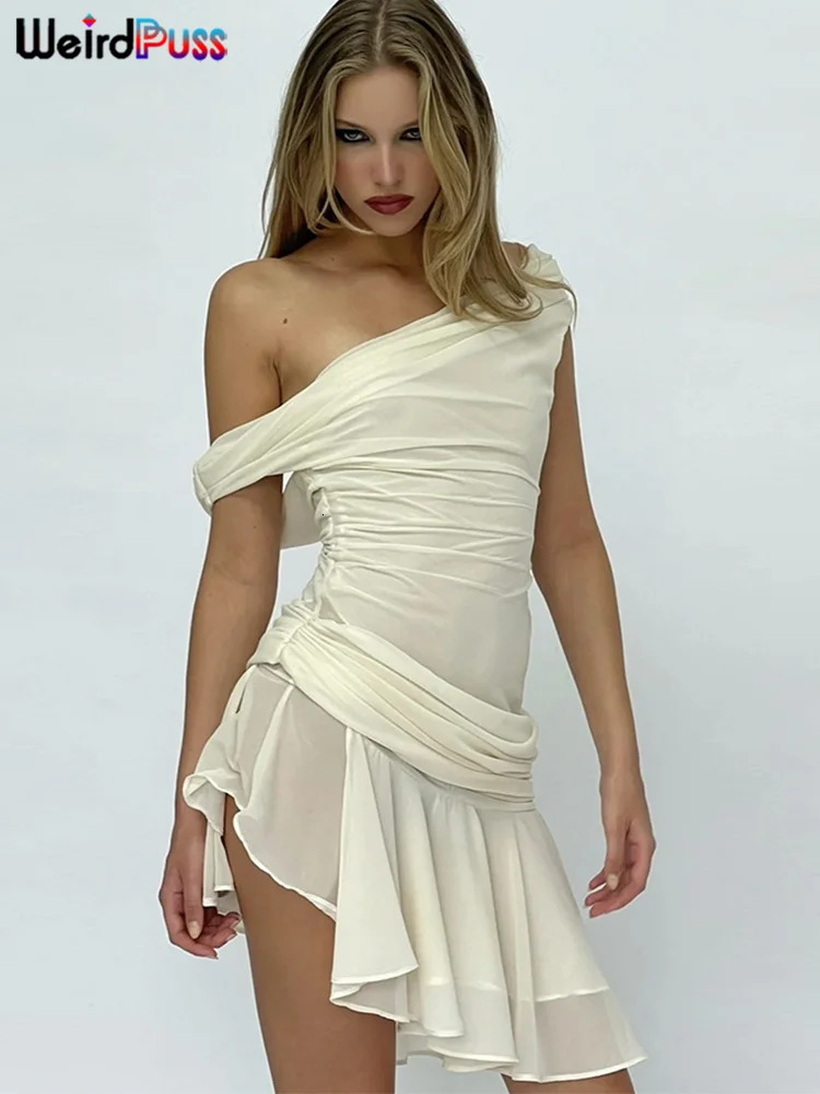 Weird Puss Inclined Shoulder Dress Woman Summer Sexy Patchwork Ruffles Irregular Hem Solid Tierred Drawstring Skinny Bodycon 250320