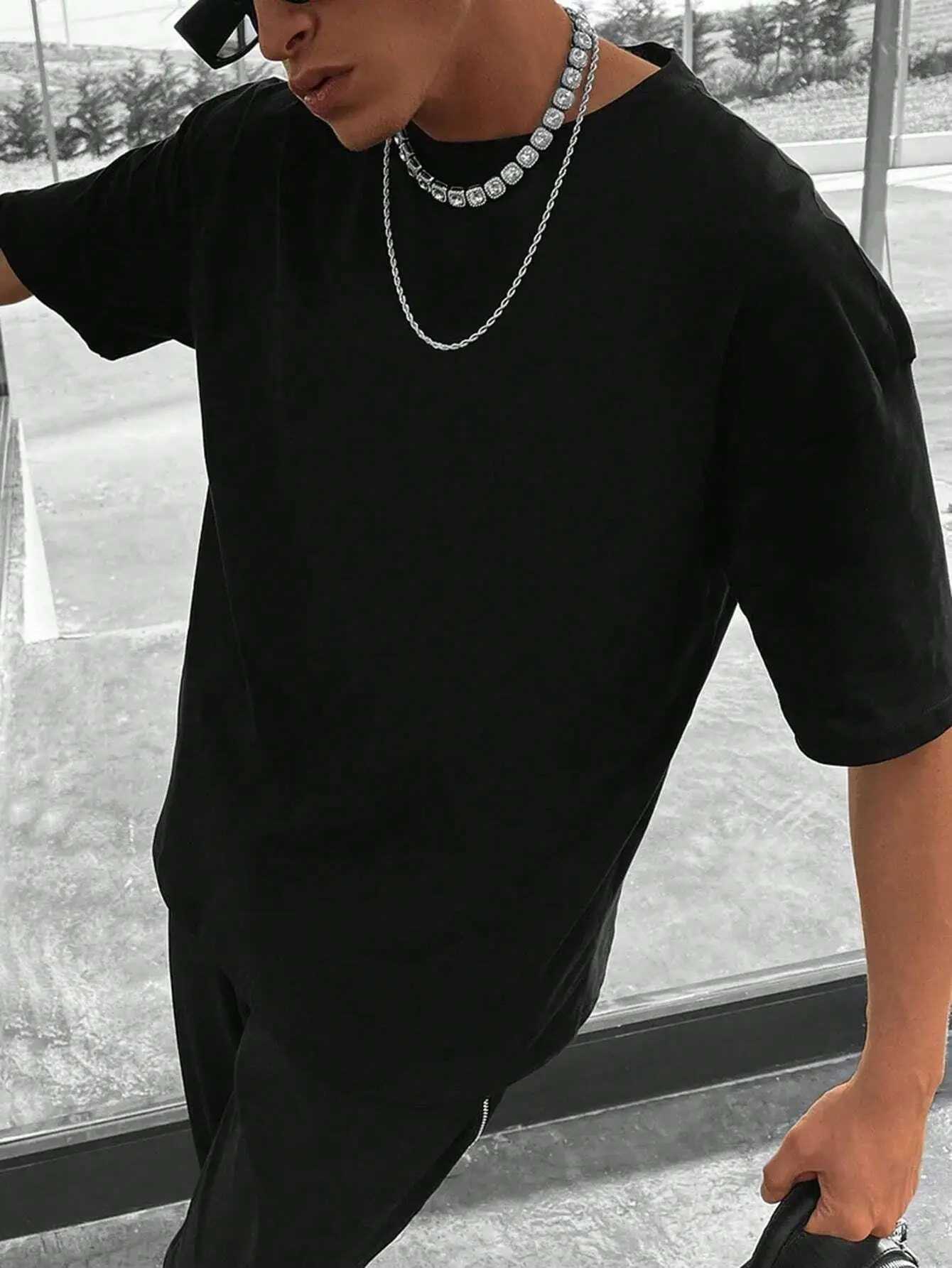 This is the graphic mens T-shirt in the letter. Summer cotton fashionable oversized clothing casual hip-hop top loose and soft T-shirtT250319